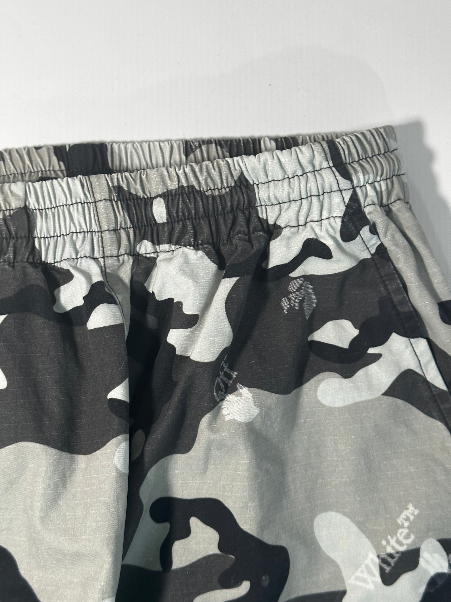 Off-White Camouflage-print Logo Track Pants Size XS Retail Price - 1,171€