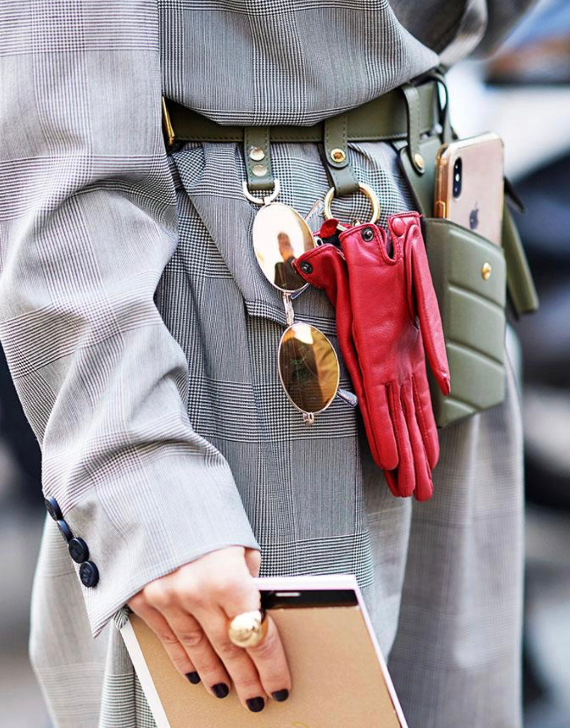 Fendi Multi-Accessory Leather Belt in Army Green 85cm