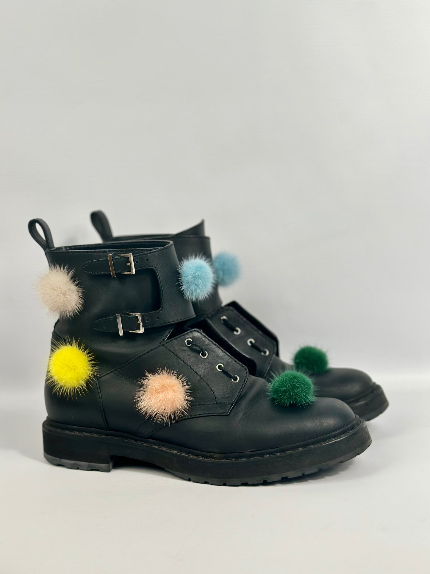 Fendi Black Mink Fur Ankle Boots With PomPom Size 38 Europe - Retail Price 990€