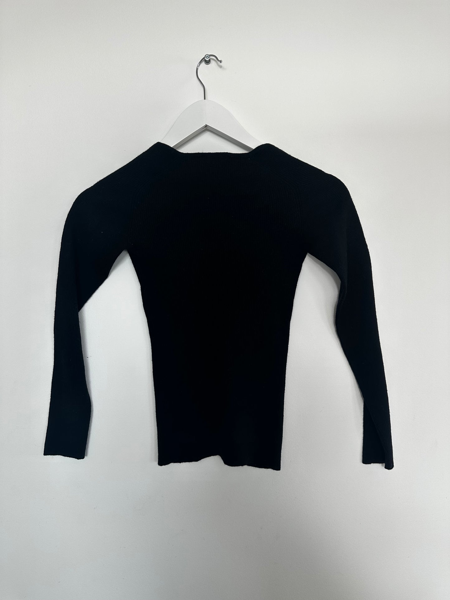 Gucci Wool Black V-neck Sweater Size Large Retail Price 700€