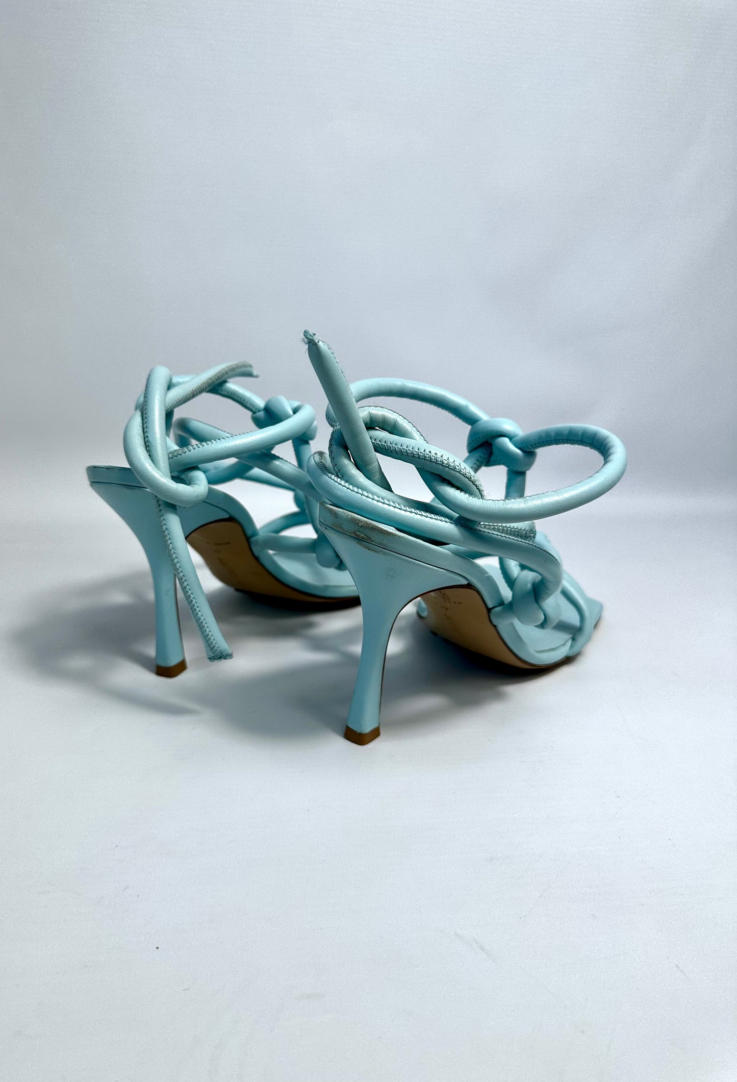 Bottega Veneta Baby Blue Knot Leather Heels Size Europe 40 - Retail Price 850€