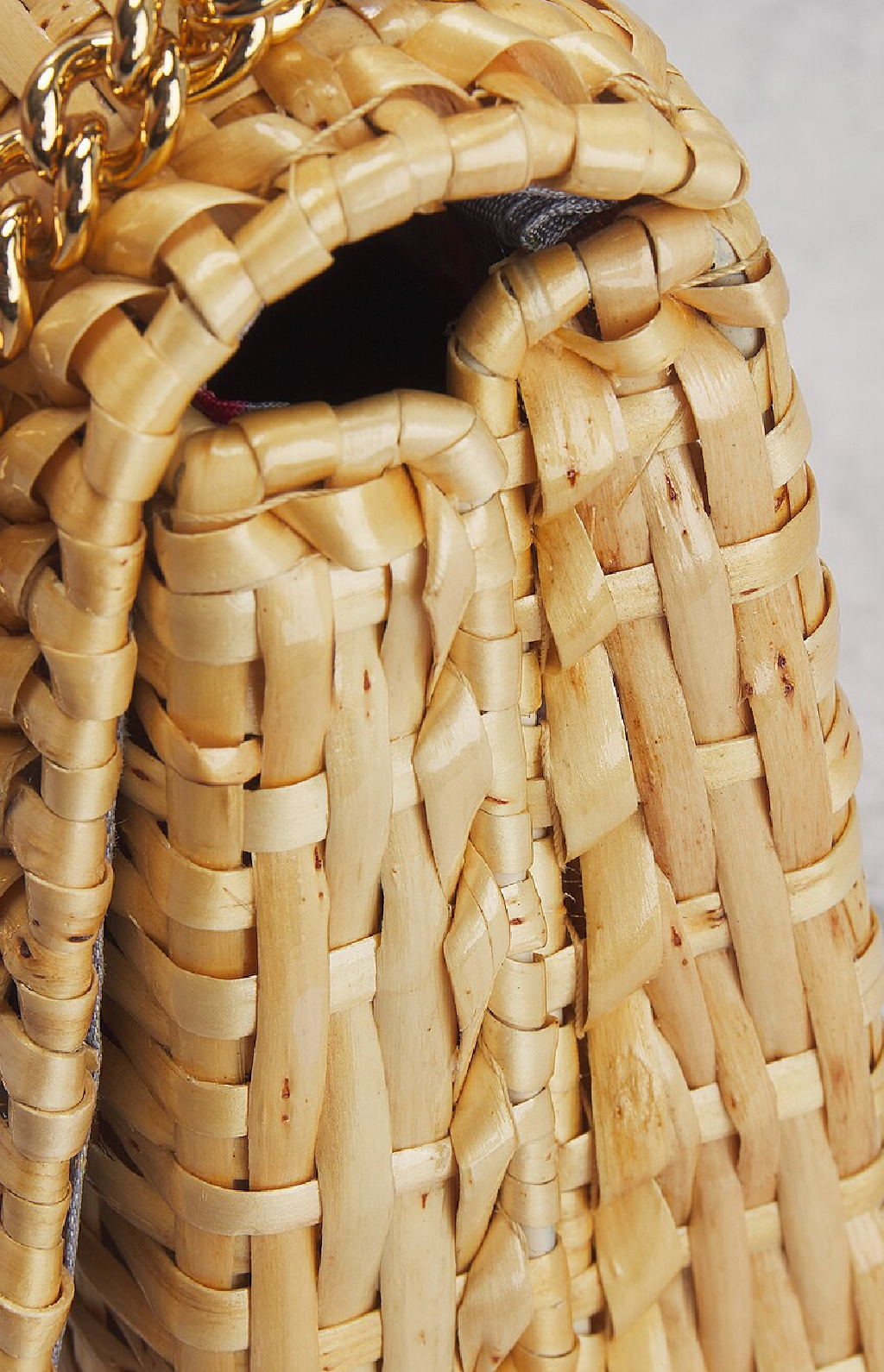 Gucci Natural Glazed Woven-Wicker Cestino Bag With Gold Hardware