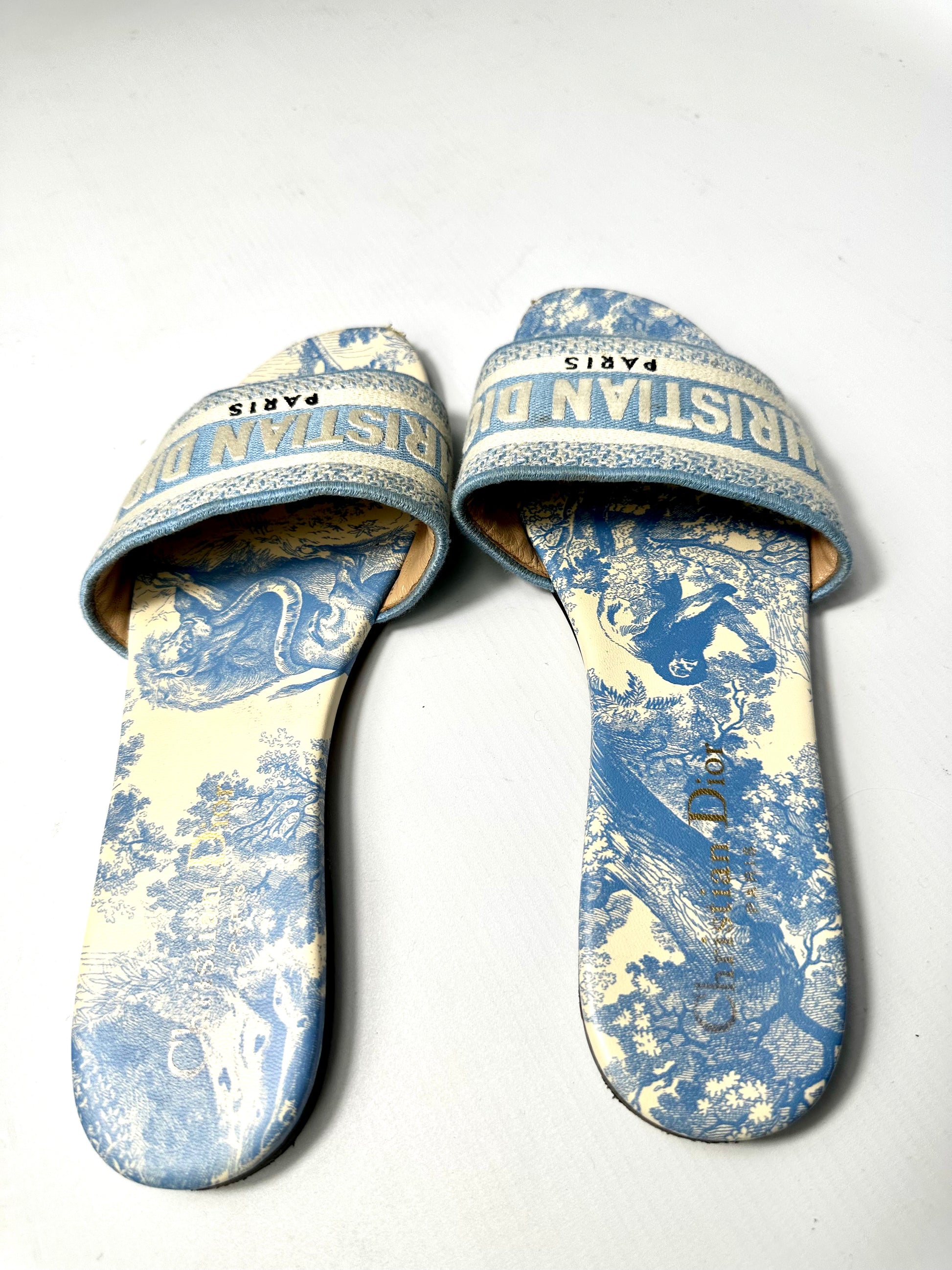 Dior Dway Embroidered Cotton Mules Size 37 Retail Price 690 Relovluxe